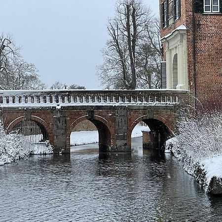 Flat In Eutin On The Kleiner Eutiner See Lake Bagian luar foto
