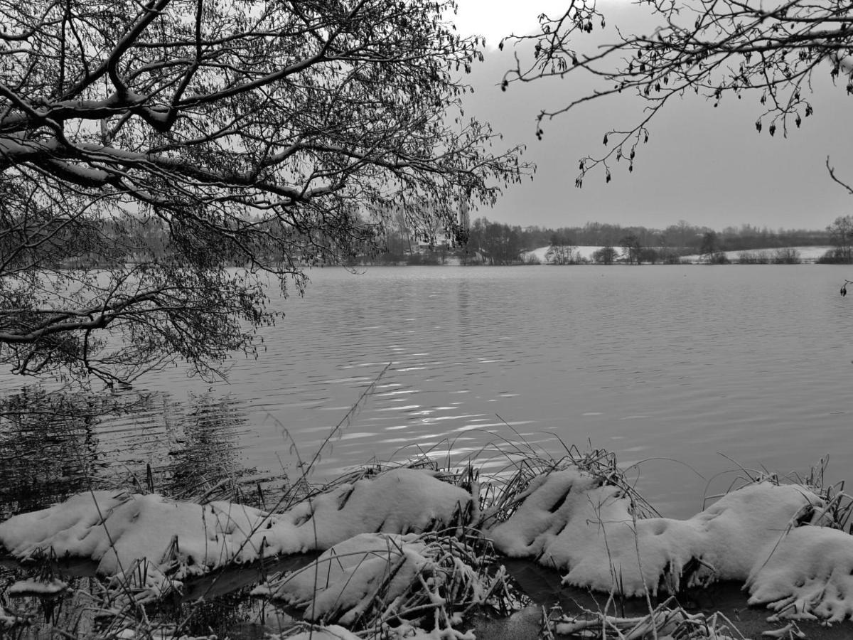 Flat In Eutin On The Kleiner Eutiner See Lake Bagian luar foto