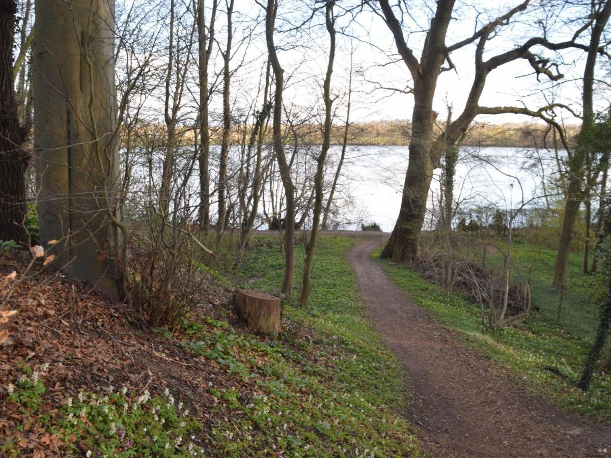 Flat In Eutin On The Kleiner Eutiner See Lake Bagian luar foto