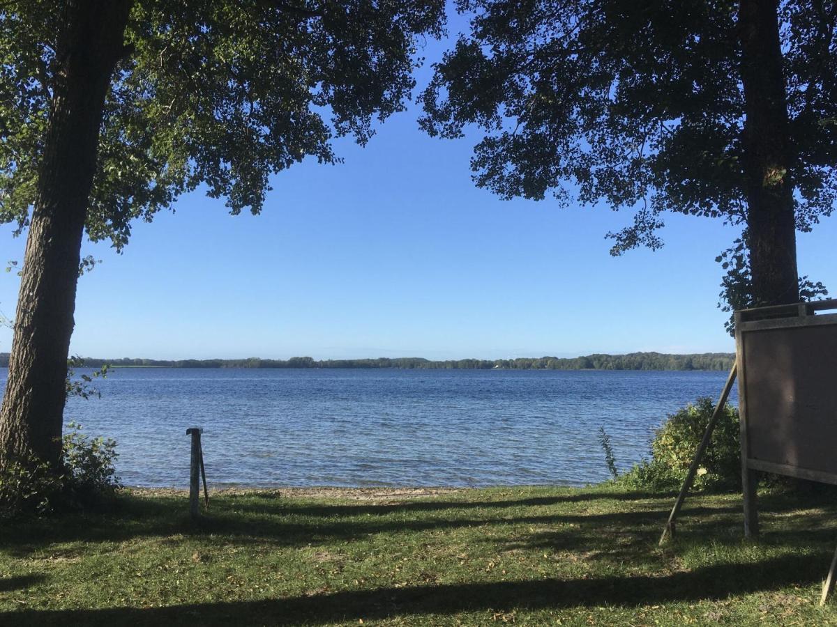 Flat In Eutin On The Kleiner Eutiner See Lake Bagian luar foto